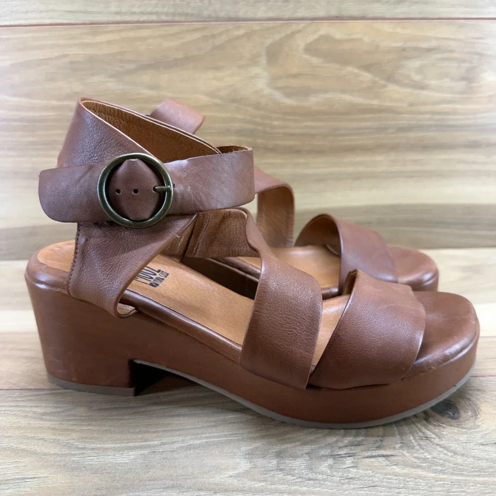 Miz Mooz Gill Sandals Womens 8 EU 38 Brown Leather Chunky Buckle Strap - Picture 5 of 8